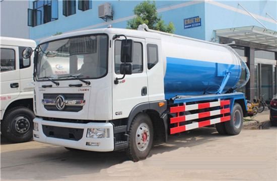 东风D90吸污车